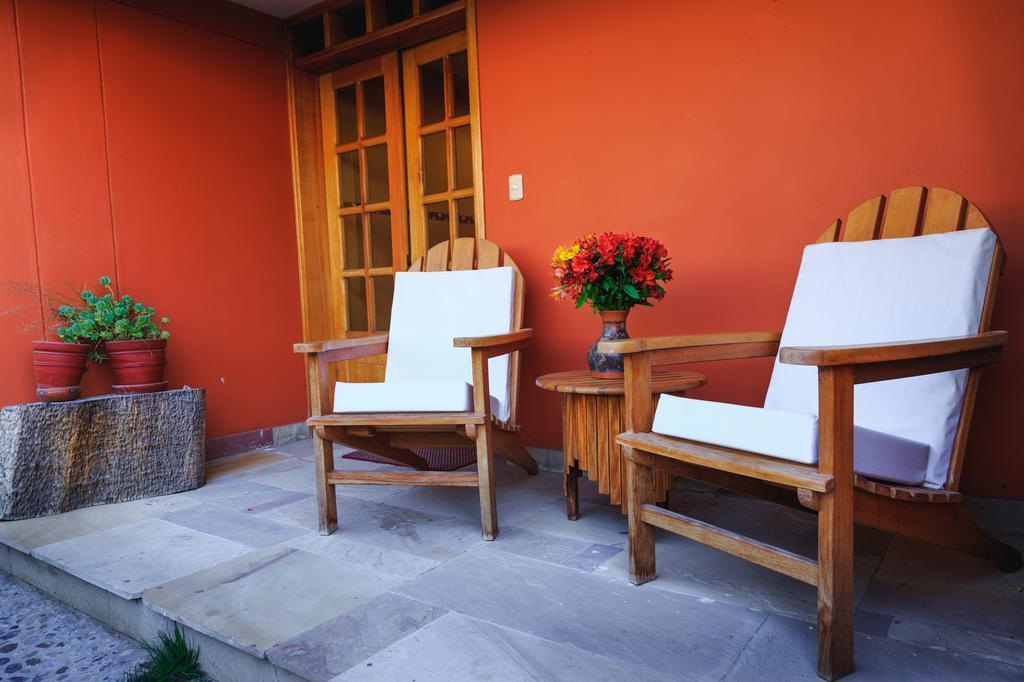 Hotel Pakaritampu Ollantaytambo Exterior photo