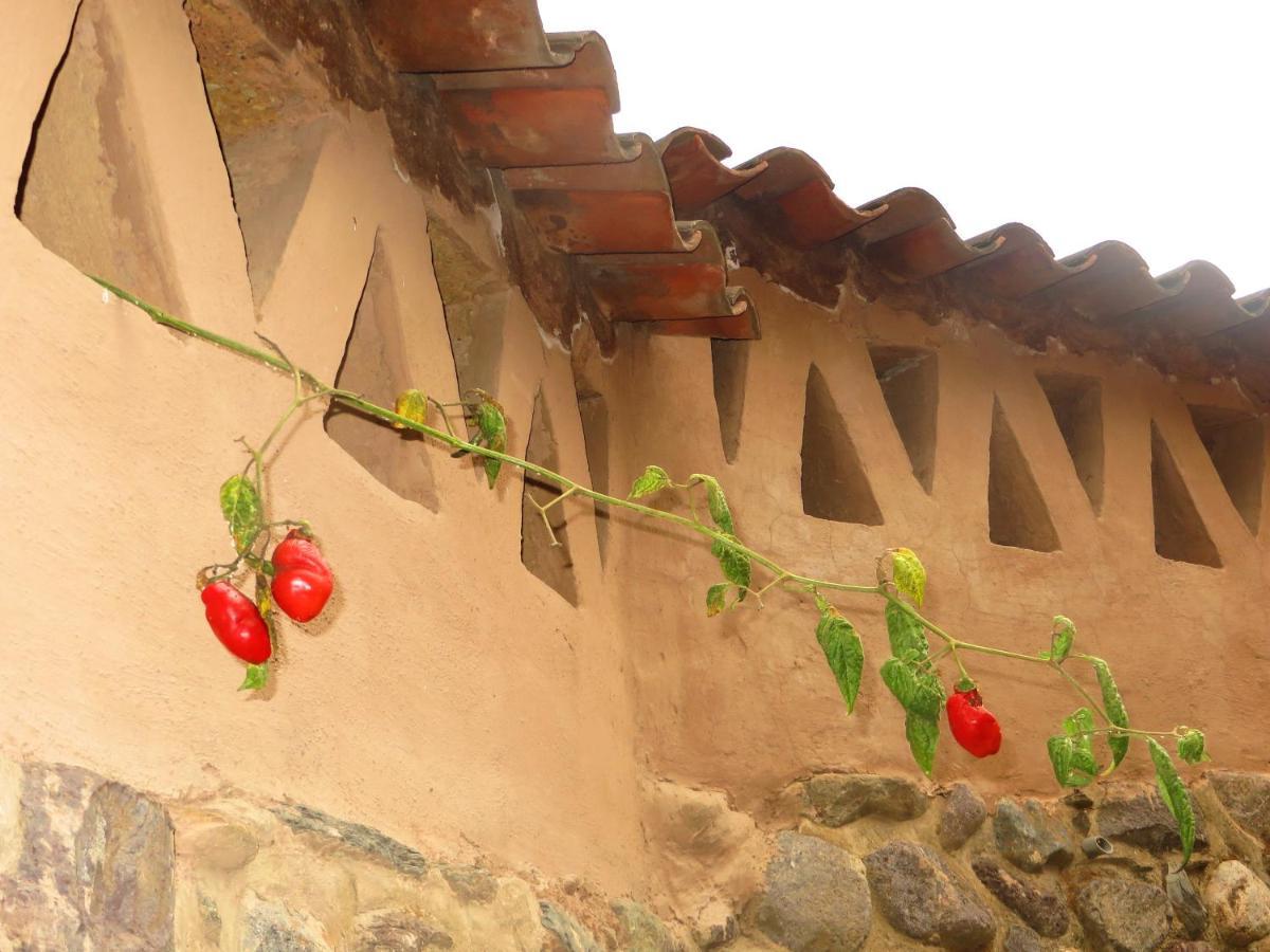 Hotel Pakaritampu Ollantaytambo Exterior photo